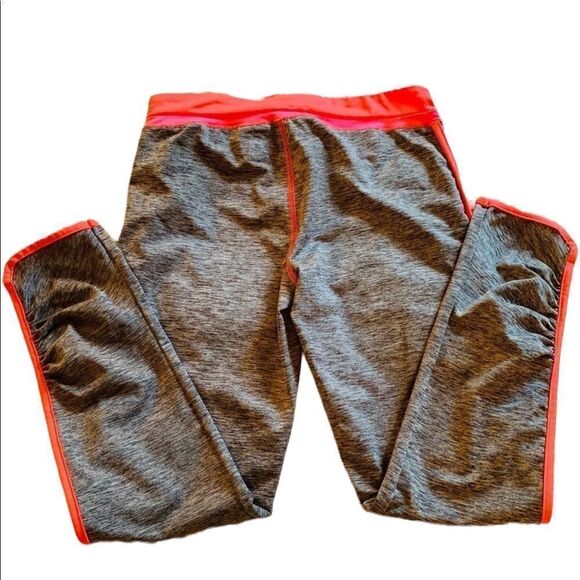 Cat & Jack Grey and Orange  Capri Leggings - Picture 2 of 5